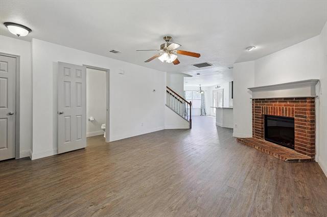 Building Photo - 10740 Irish Glen Trail
