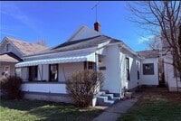 Building Photo - 146 S Irwin St