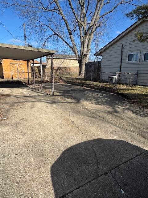 Car port and driveway - 2725 Danz Ave