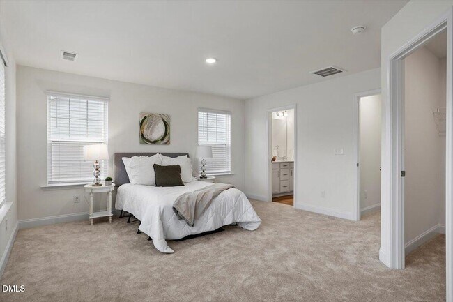 Building Photo - 74 Amaryllis Ln