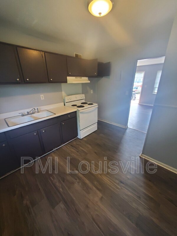 Building Photo - 5511 Yucca Ln