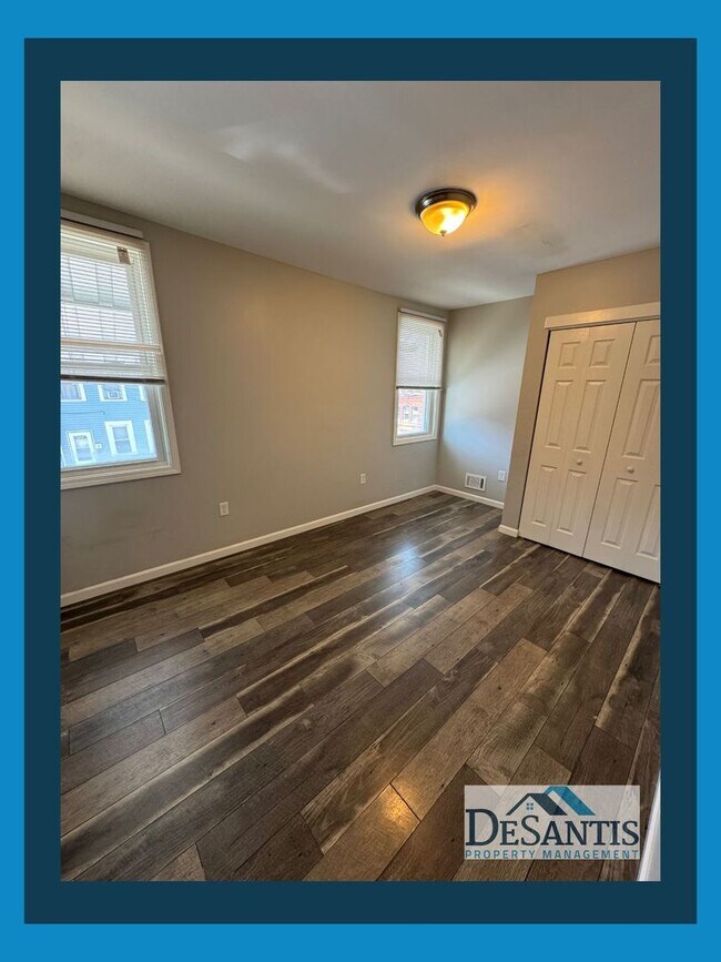 Building Photo - Spacious 4-Bedroom Home with Classic Charm...