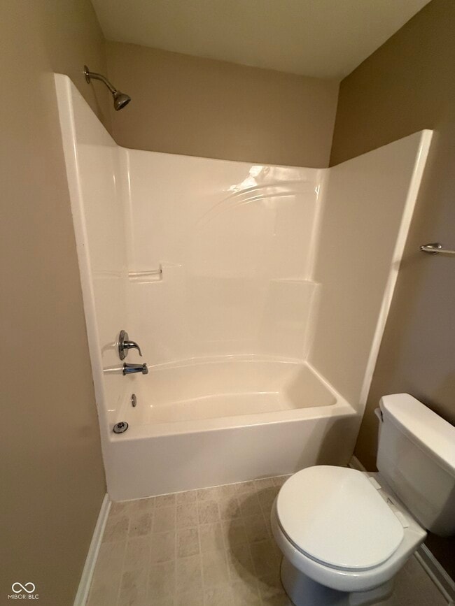 Building Photo - 9660 Angelica Dr