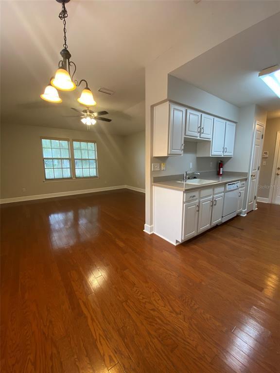 Building Photo - 3445 NW 25th Terrace