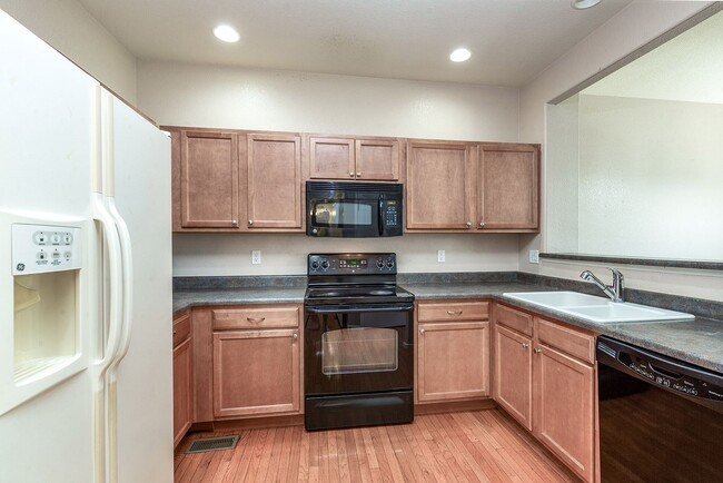 Building Photo - 7230 Red Sand Grove
