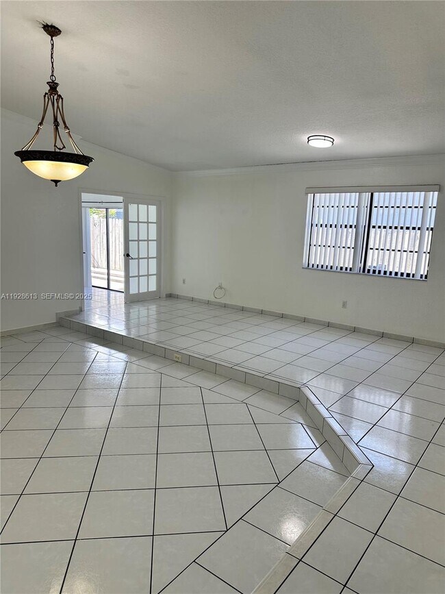 Building Photo - 12500 SW 251st Terrace