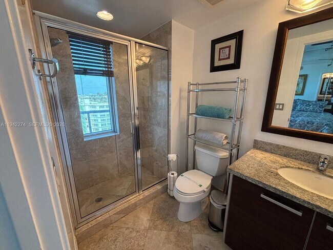 Building Photo - 185 SW 7th St