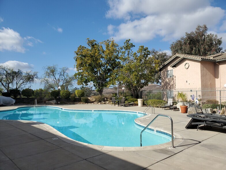 Building Photo - 17161 Alva Rd