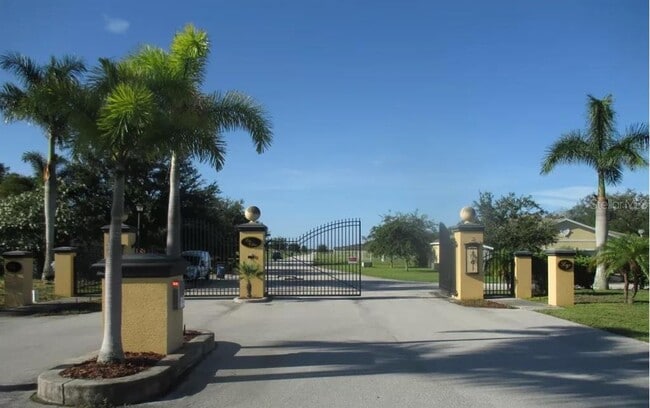 Building Photo - 1510 Las Villas Blvd