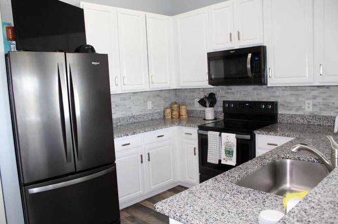 Building Photo - 224 Bertram Dr