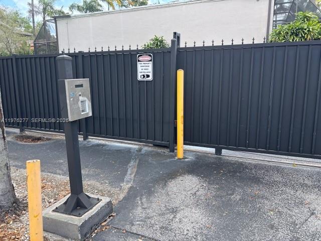 Building Photo - 3190 Bird Ave