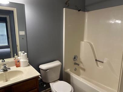 Building Photo - 355 Honey Hill Dr