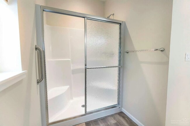 Building Photo - Charming 3-Bedroom, 2-Bathroom Home in Huntington Meadows