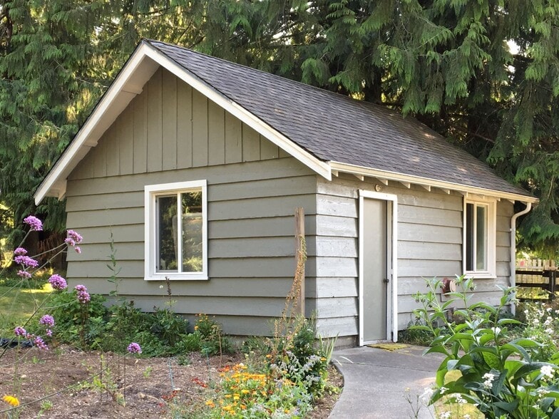 Building Photo - 29901 SE 82nd St