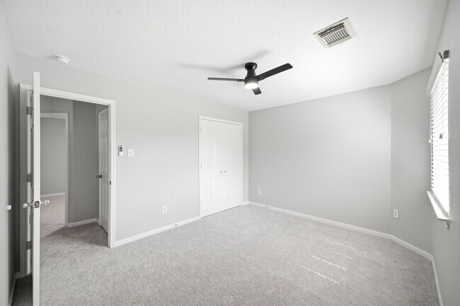 Building Photo - 21331 Bella Mountain Dr