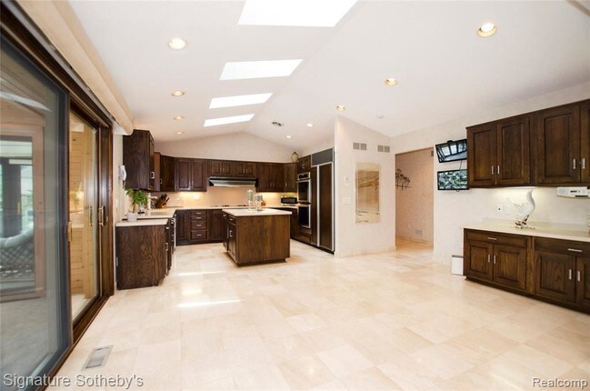 Building Photo - 2103 Pippin Ct