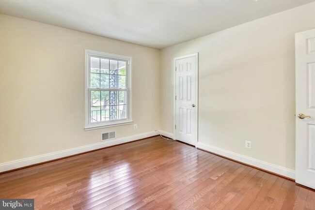 Building Photo - 11834 Goya Dr