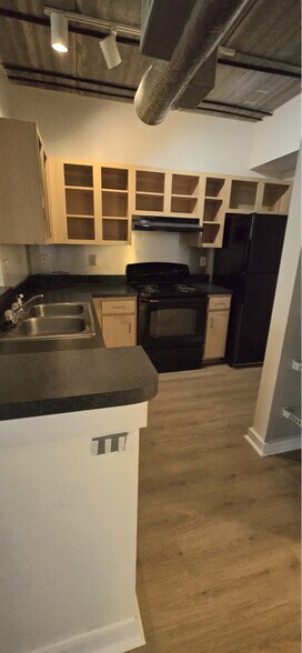 Building Photo - 800 Peachtree St NE