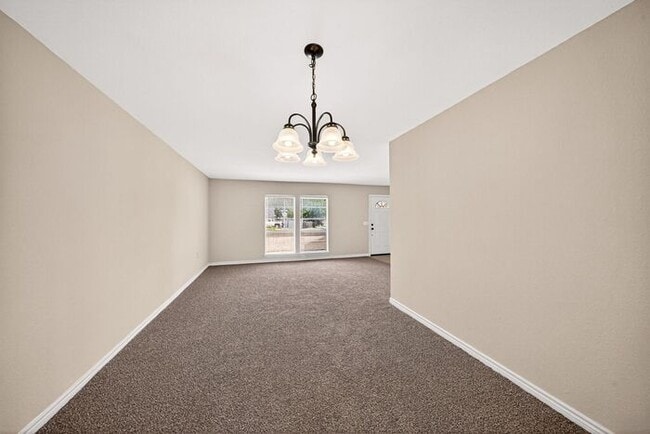 Building Photo - 6222 Fort Maddin St
