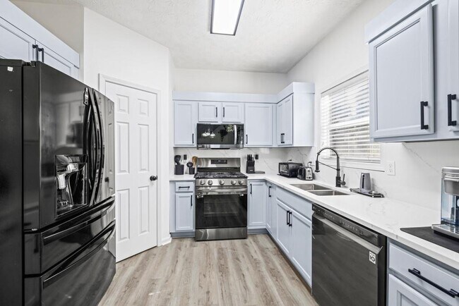 Building Photo - 1514 Park Grove Dr