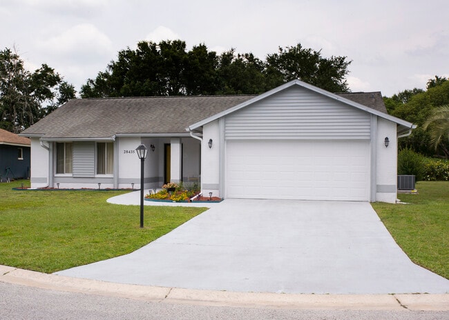 Primary Photo - 28435 Trident Ct