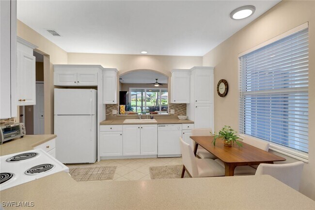Building Photo - 5959 Sand Wedge Ln