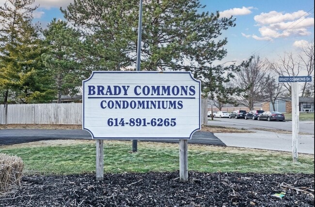 Building Photo - 2447 Brady Commons Dr