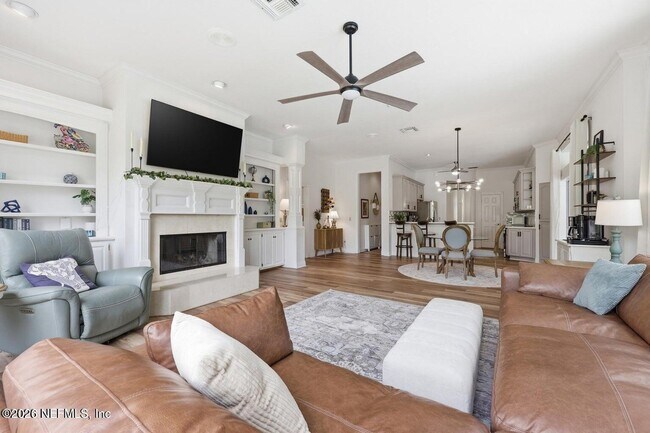 Building Photo - 3667 Cattail Dr S