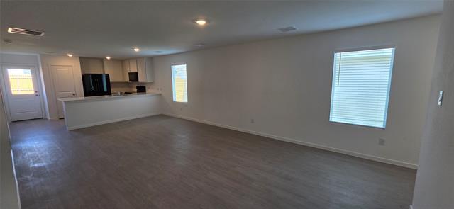 Building Photo - 414 Finch Cir