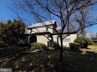 Building Photo - 8122 John Mosby Hwy