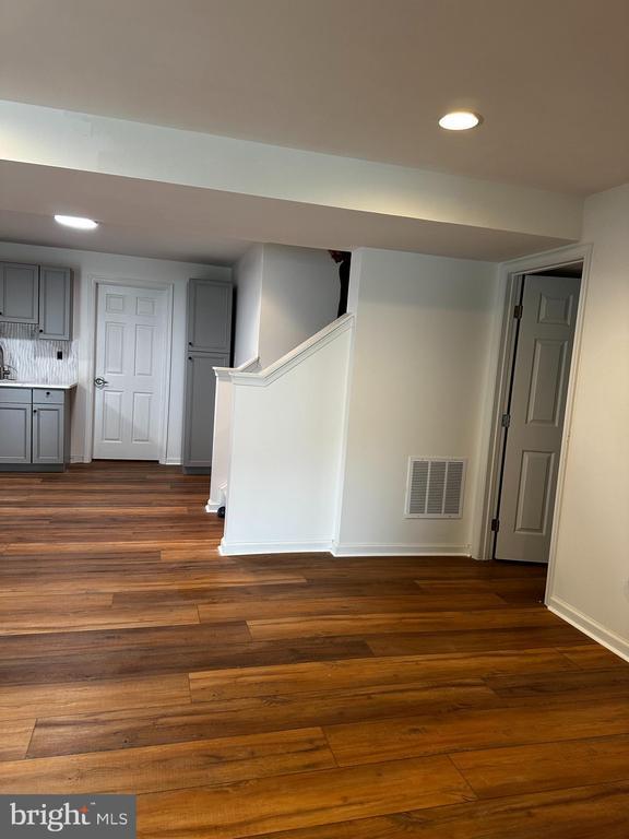 Building Photo - 9610 Hazelbrook Ct