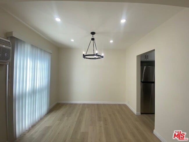 Building Photo - 1600 N Martel Ave