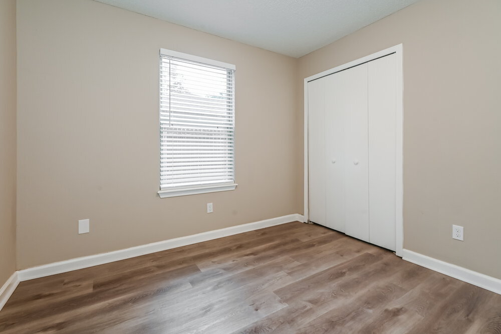 Building Photo - 2655 McCormick Woods Dr