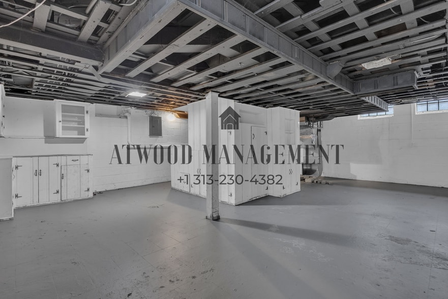 Building Photo - This beautifully updated 4-bedroom, 2-bath single-family home is ready for move-in!