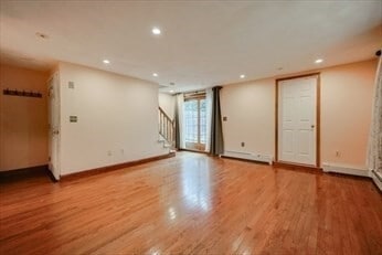 Building Photo - 18 Beacon Pl
