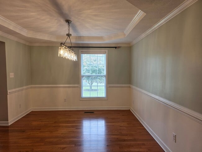Building Photo - 205 Woodberry Pl