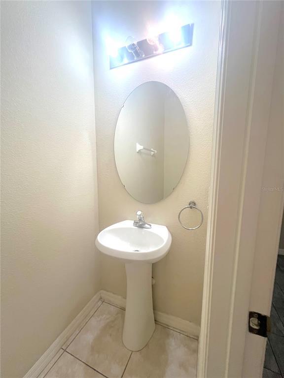 Building Photo - 1519 Broken Oak Dr