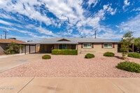 Building Photo - 1520 W 6th St