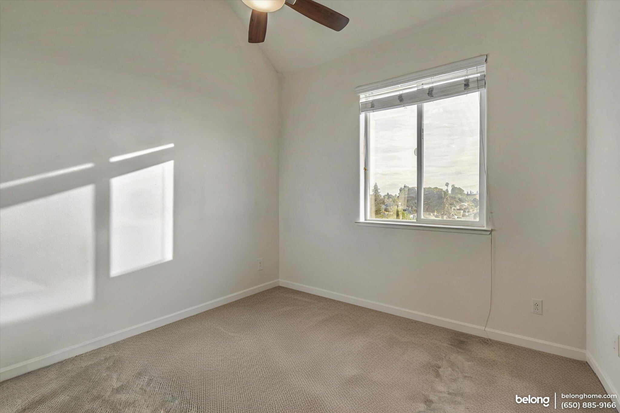 Building Photo - 2330 University Ave