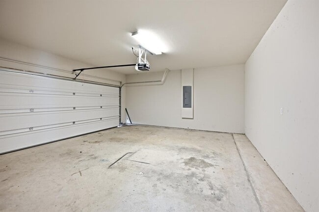 Building Photo - 1733 Davidson Rnch Dr