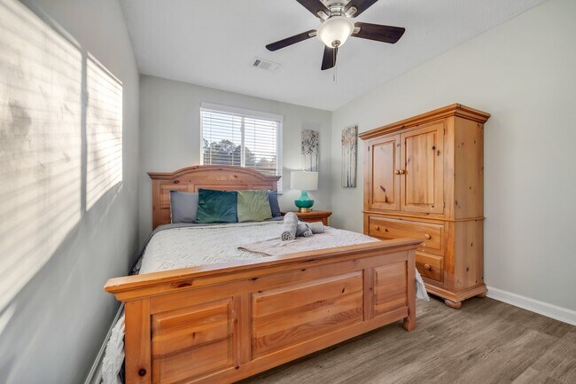 Building Photo - 8802 Long Beach Cir