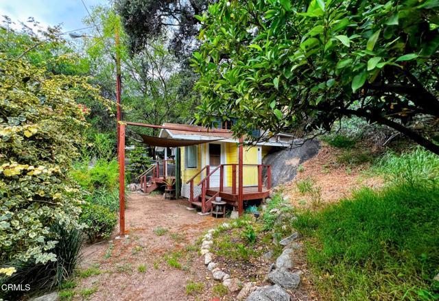 Building Photo - 586 Los Rocas Dr