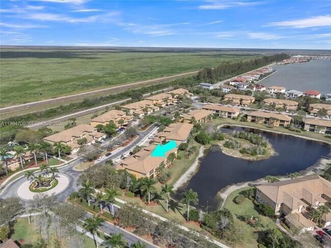 Building Photo - 8200 NW 128th Ln