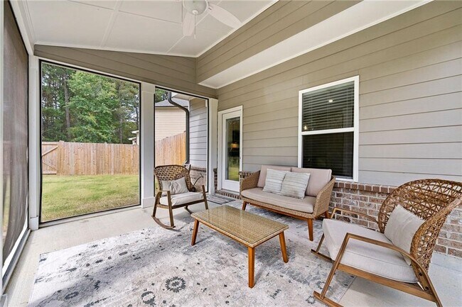 Building Photo - 495 Sterling Creek Wy