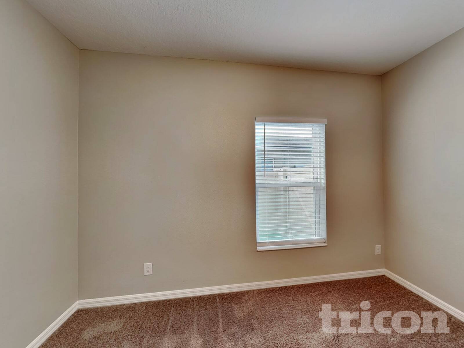 Building Photo - 1266 Stratton Ave