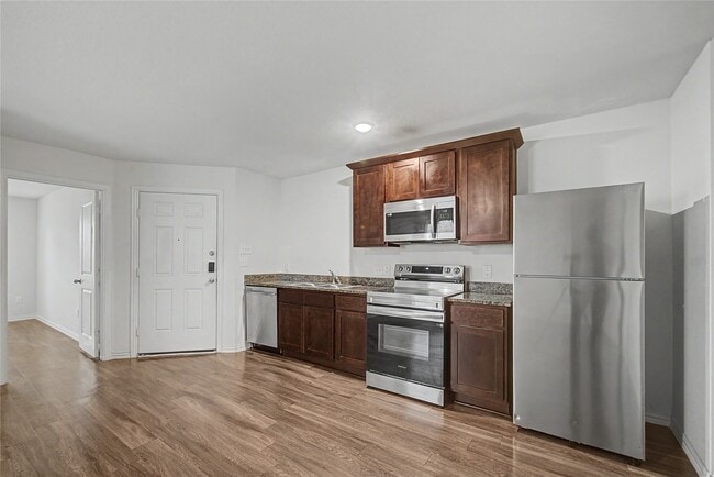 Building Photo - 5409 Nielan St