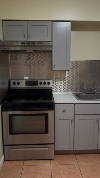 Building Photo - 412 SW 9th St