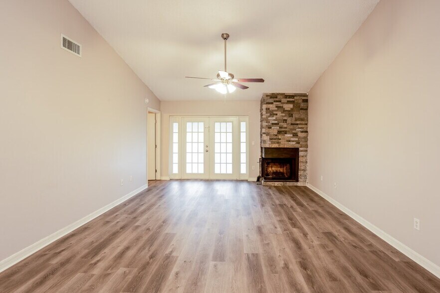 Building Photo - 1512 Blueteal Dr