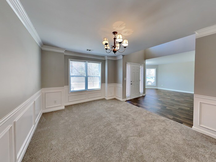 Building Photo - 1979 Raegan Way