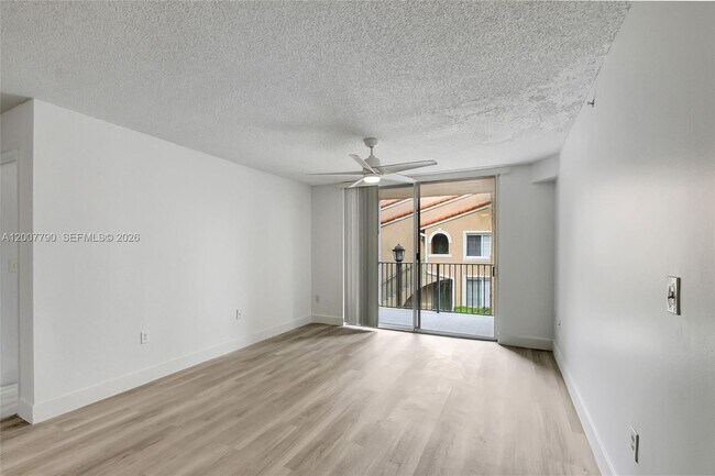 Building Photo - 7808 Sonoma Springs Cir